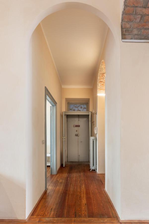 Suite Cavour By Icasamia It Varese Eksteriør bilde